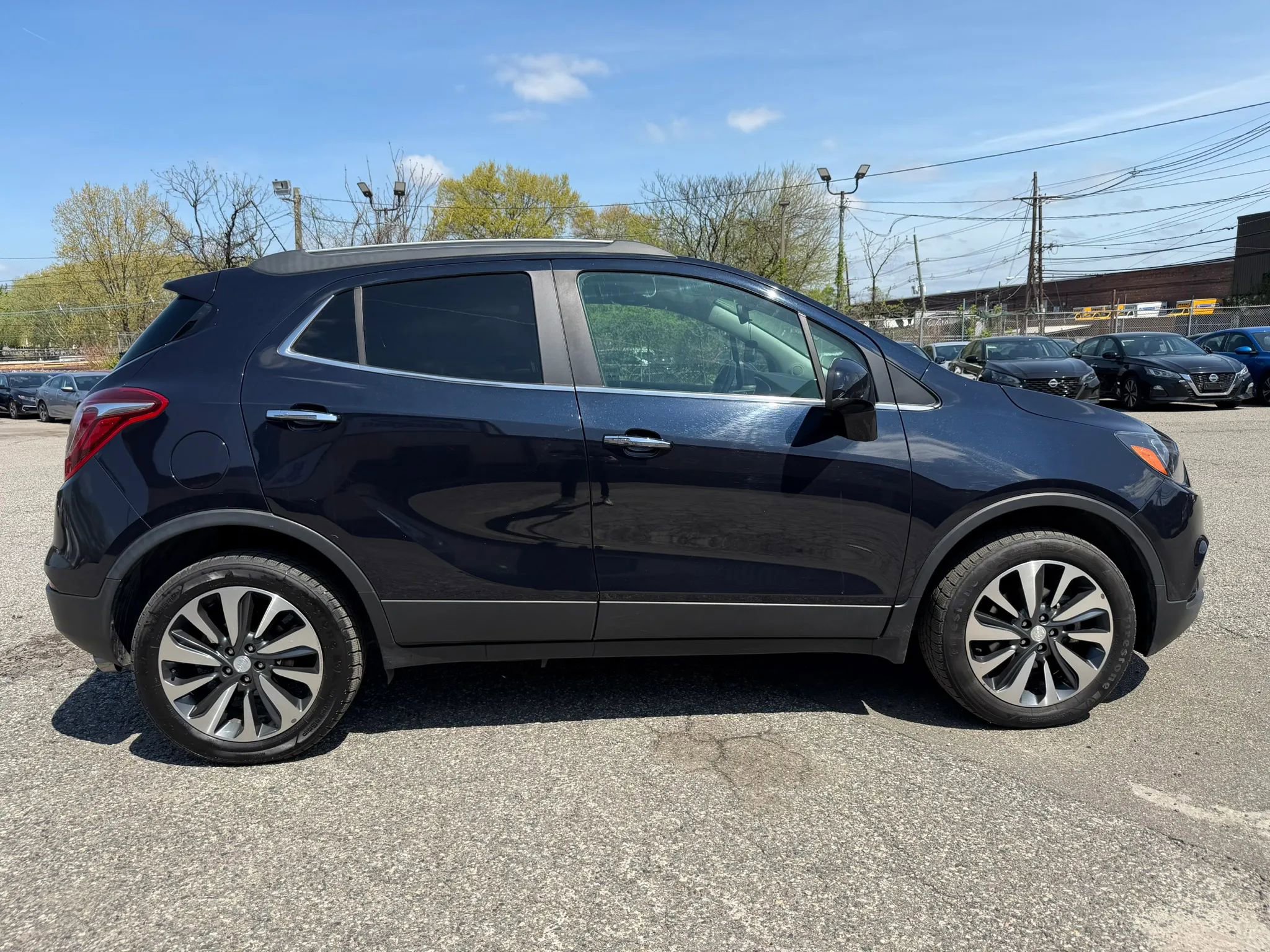 Used 2021 Buick Encore Preferred image 4