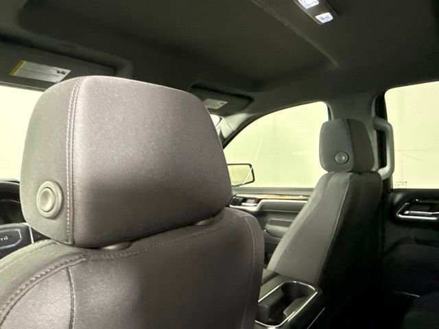 Used 2025 GMC Sierra 1500 Elevation image 23