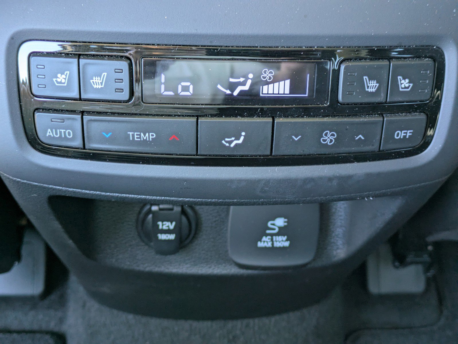 Used 2023 Hyundai Palisade Limited AWD/4WD image 13