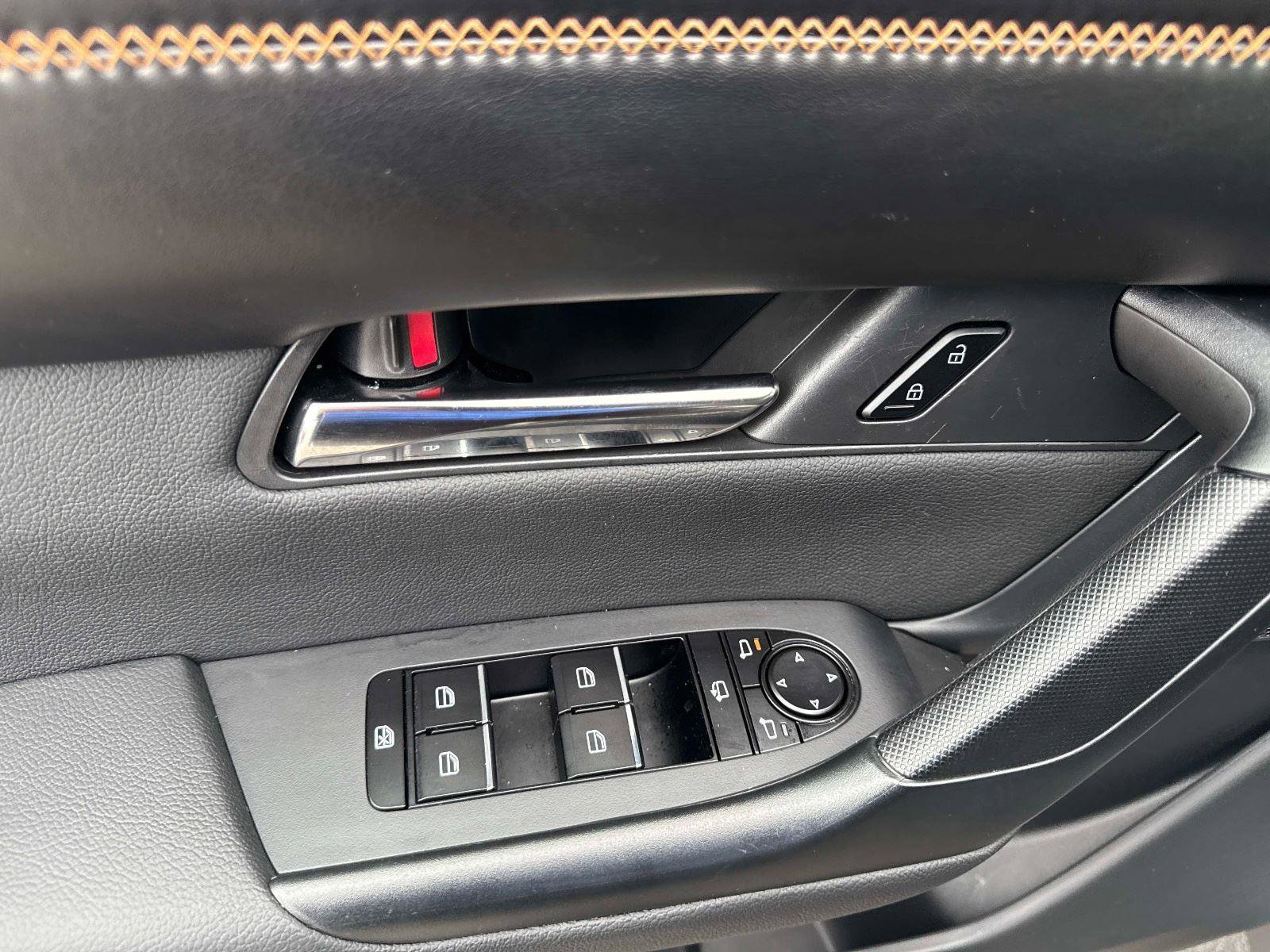 Certified 2025 MAZDA CX-50 2.5 Hybrid w/ Weather Package image 23