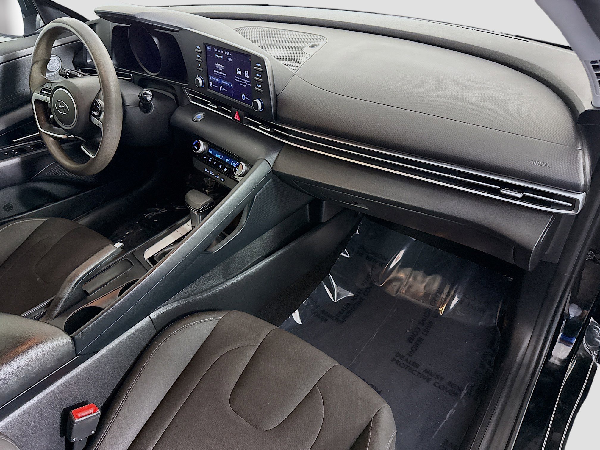 Used 2021 Hyundai Elantra SEL image 30