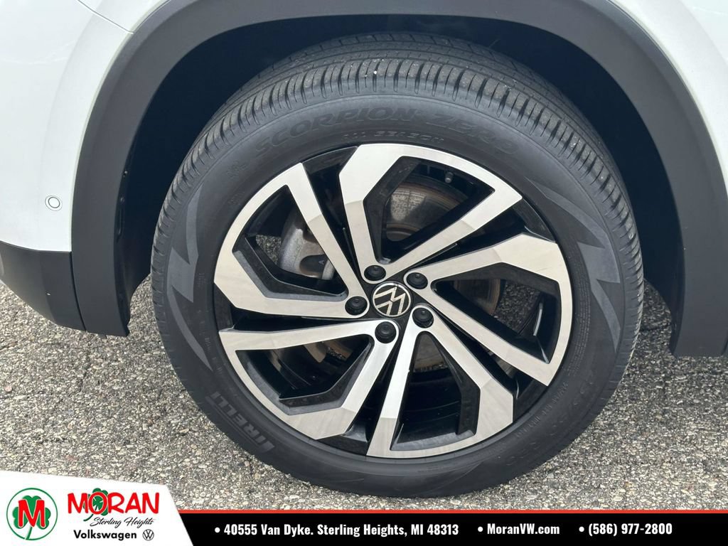 Used 2021 Volkswagen Atlas SEL Premium AWD/4WD image 8