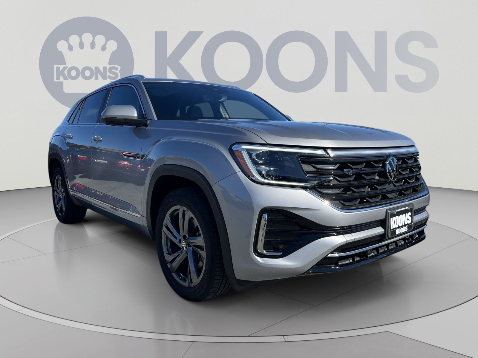 Used 2024 Volkswagen Atlas Cross Sport SEL R-Line AWD/4WD image 10