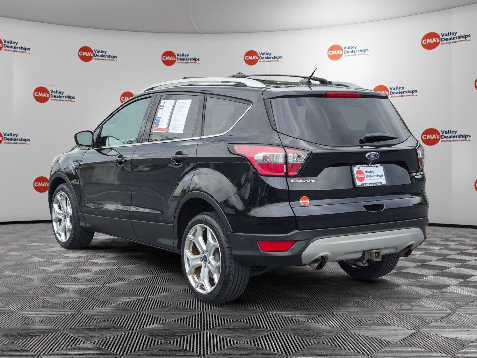 Used 2017 Ford Escape Titanium w/ Equipment Group 301A AWD/4WD image 3