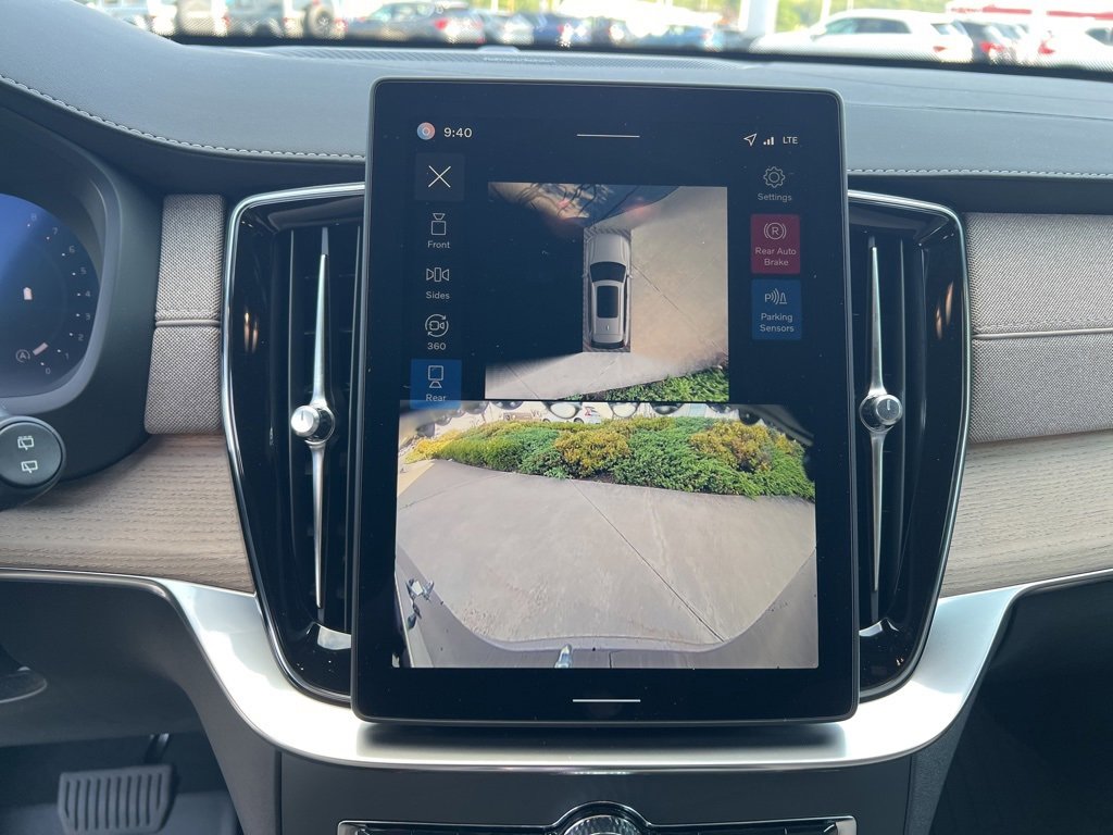 New 2026 Volvo XC90 B6 Plus image 23