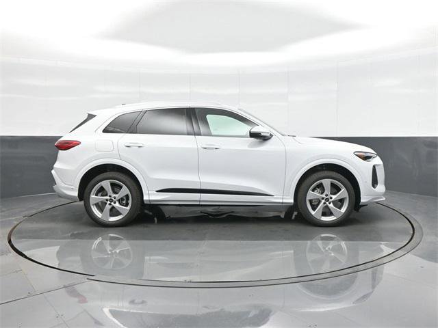 New 2025 Audi Q5 Premium Plus image 8