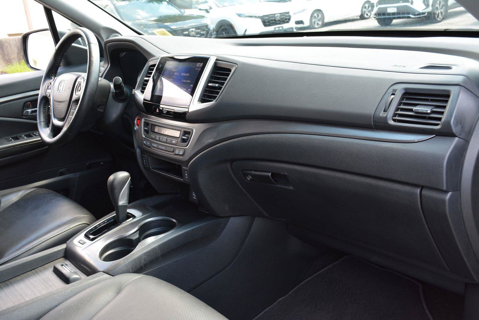 Used 2017 Honda Ridgeline RTL-T image 22