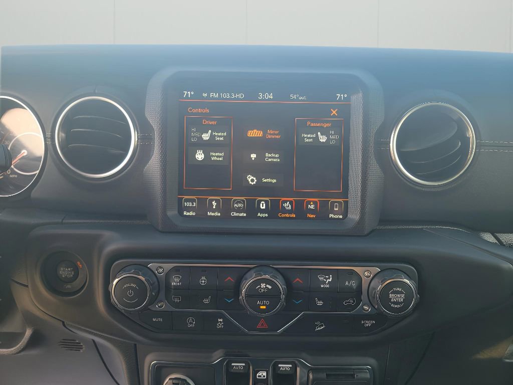 Used 2019 Jeep Wrangler Unlimited Sahara image 22