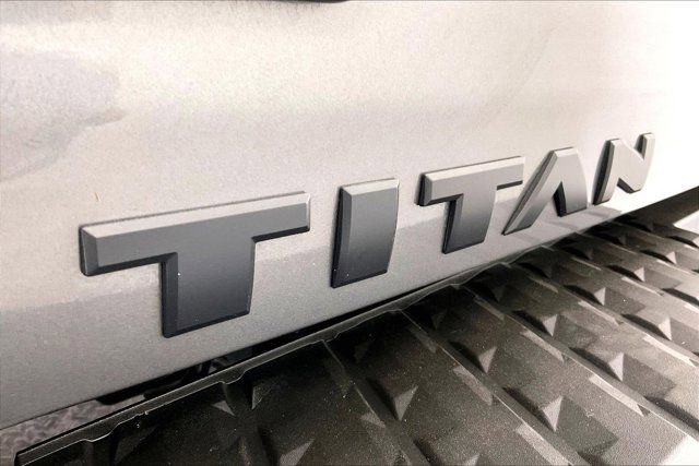 Used 2024 Nissan Titan PRO-4X w/ Pro-4x Convenience Package AWD/4WD image 31