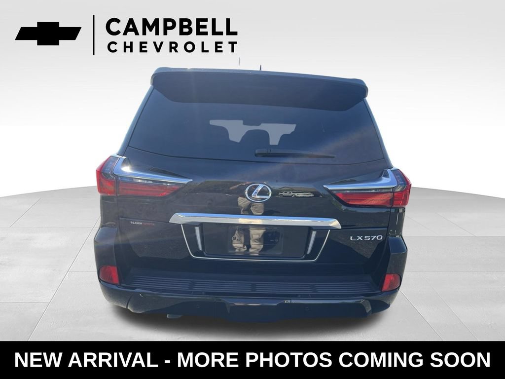 Used 2021 Lexus LX 570 4WD w/ Luxury Package image 4