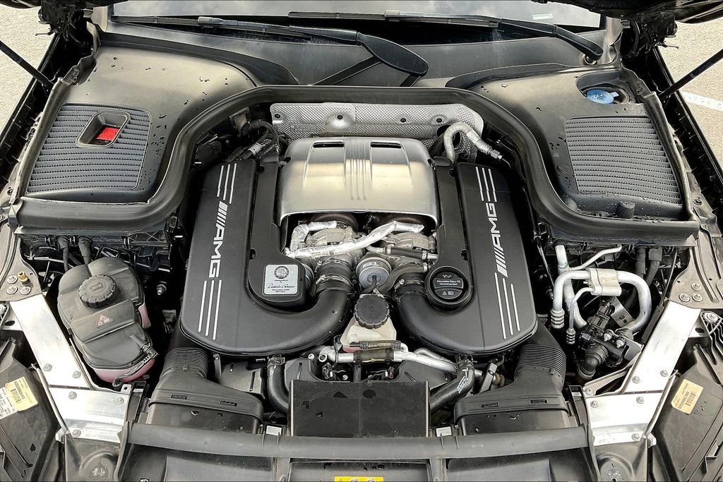 Used 2020 Mercedes-Benz GLC 63 AMG S image 28