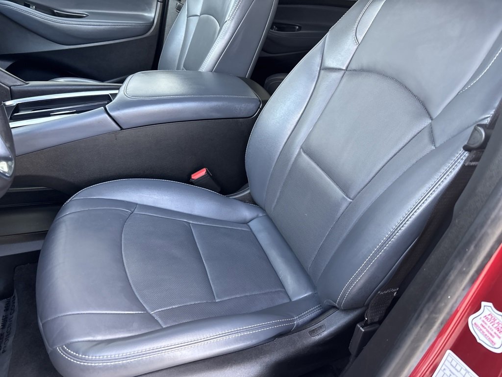 Used 2024 Buick Enclave Premium image 23