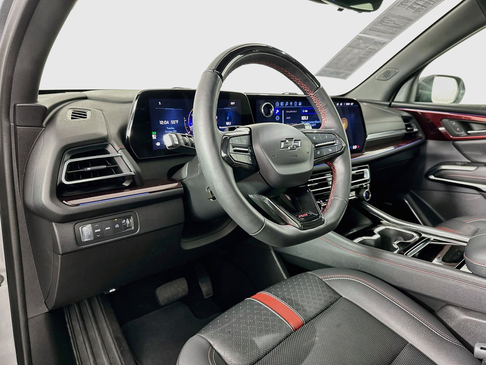 Used 2024 Chevrolet Traverse RS AWD/4WD image 10