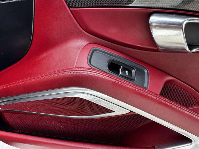 Used 2017 Porsche 911 Turbo S image 42