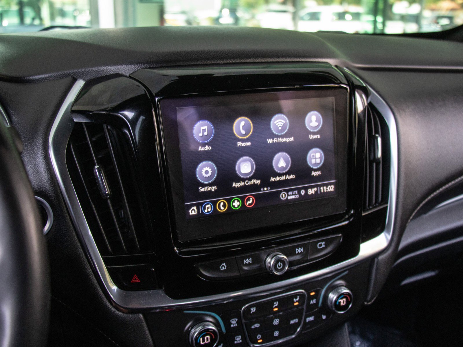 Used 2023 Chevrolet Traverse LT image 17