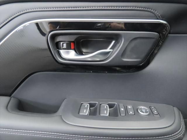 Used 2025 Acura ADX AWD image 24