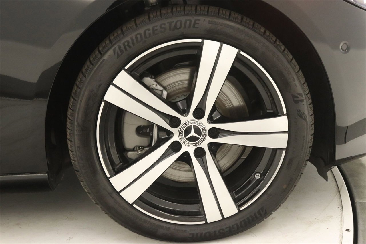 New 2025 Mercedes-Benz C 300 4MATIC Sedan image 27