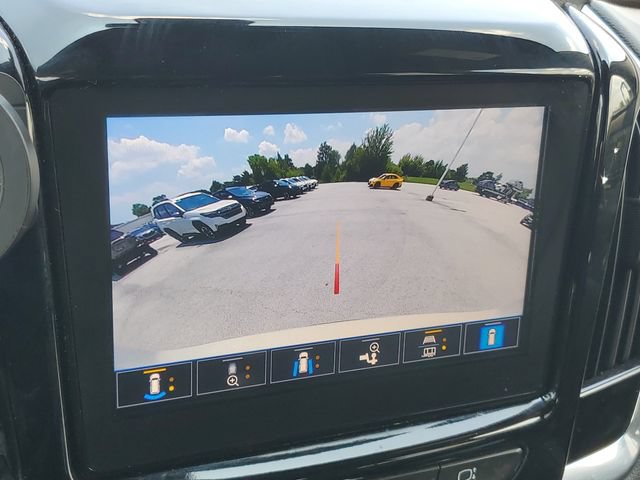 Used 2023 Chevrolet Traverse LT w/ LT Premium Package AWD/4WD image 31