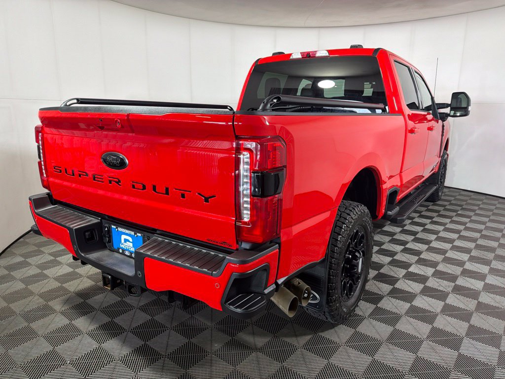 Used 2025 Ford F350 Lariat w/ Black Appearance Package AWD/4WD image 8