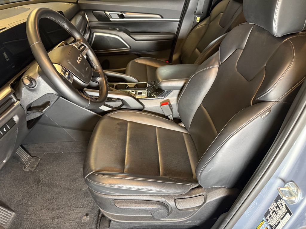 Used 2024 Kia Telluride LX AWD/4WD image 20