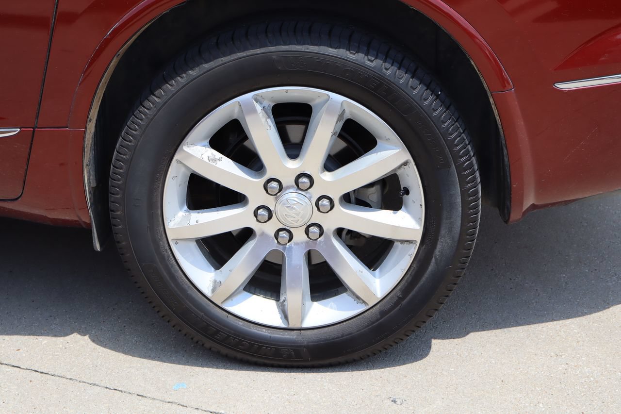 Used 2017 Buick Enclave Premium w/ Experience Buick Package FWD image 31