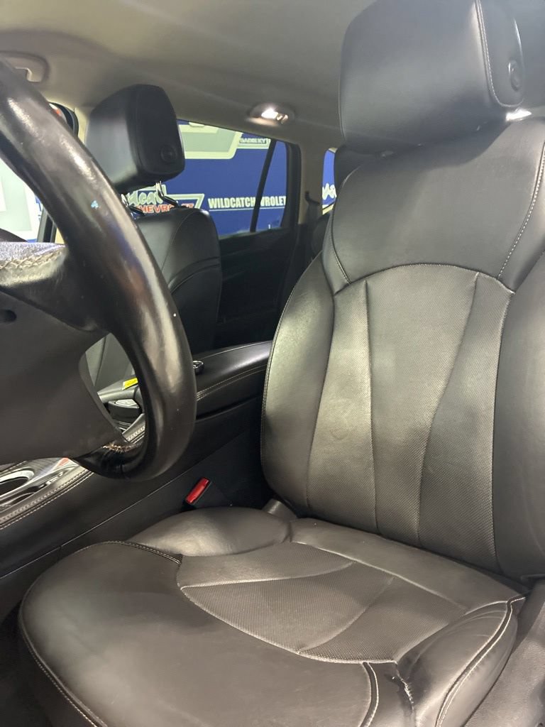 Used 2017 Buick Envision Essence AWD/4WD image 19