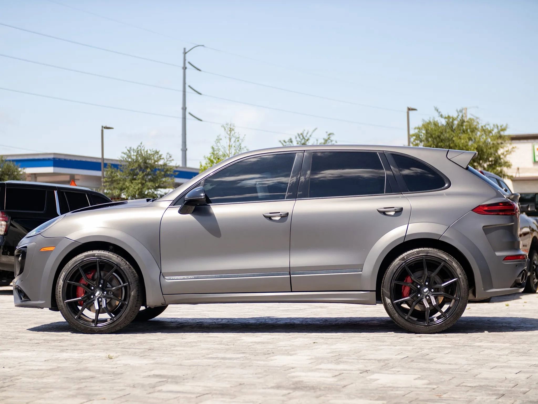 Used 2015 Porsche Cayenne Turbo AWD/4WD image 11