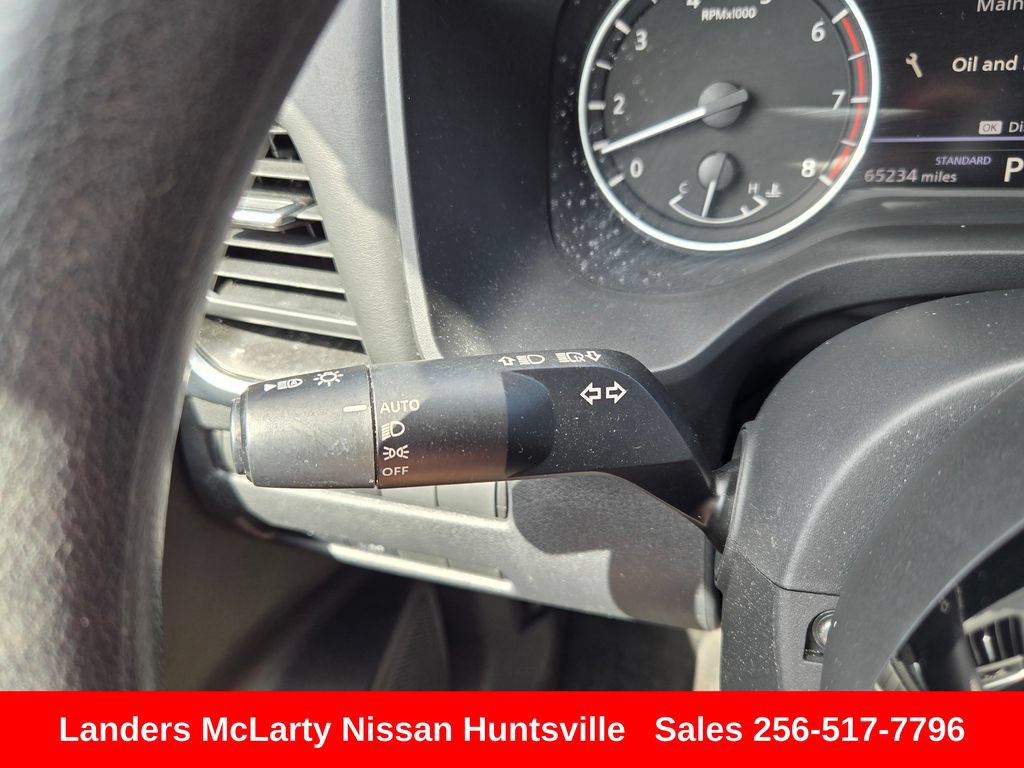 Used 2023 Nissan Rogue SV FWD image 25