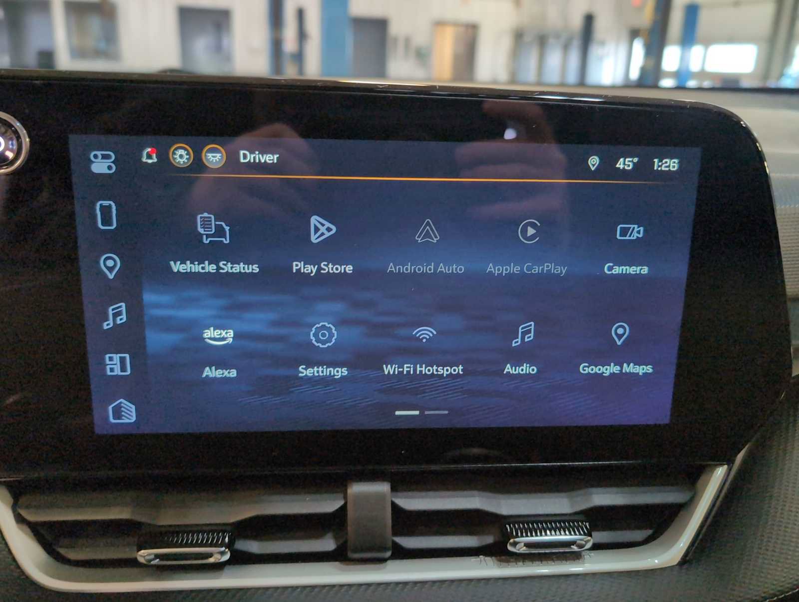 Used 2025 Chevrolet Equinox LT w/ Safety and Technology Package image 13