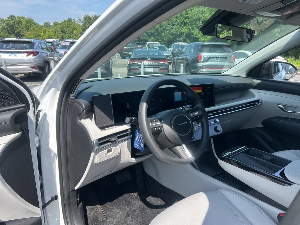 New 2026 Hyundai Tucson Blue SE AWD/4WD image 11
