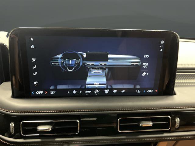Used 2025 Lincoln Aviator Black Label image 21