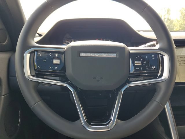Certified 2025 Land Rover Discovery Sport Dynamic SE AWD/4WD image 27