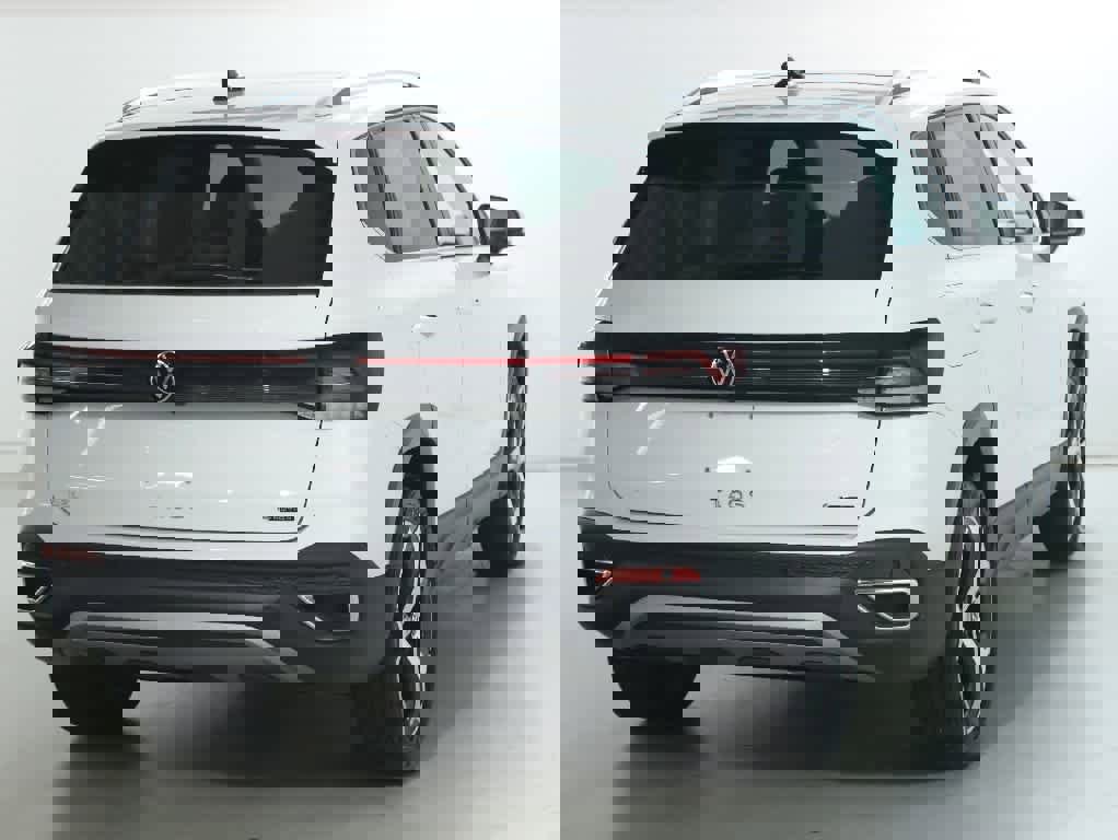 Certified 2025 Volkswagen Taos SEL image 46