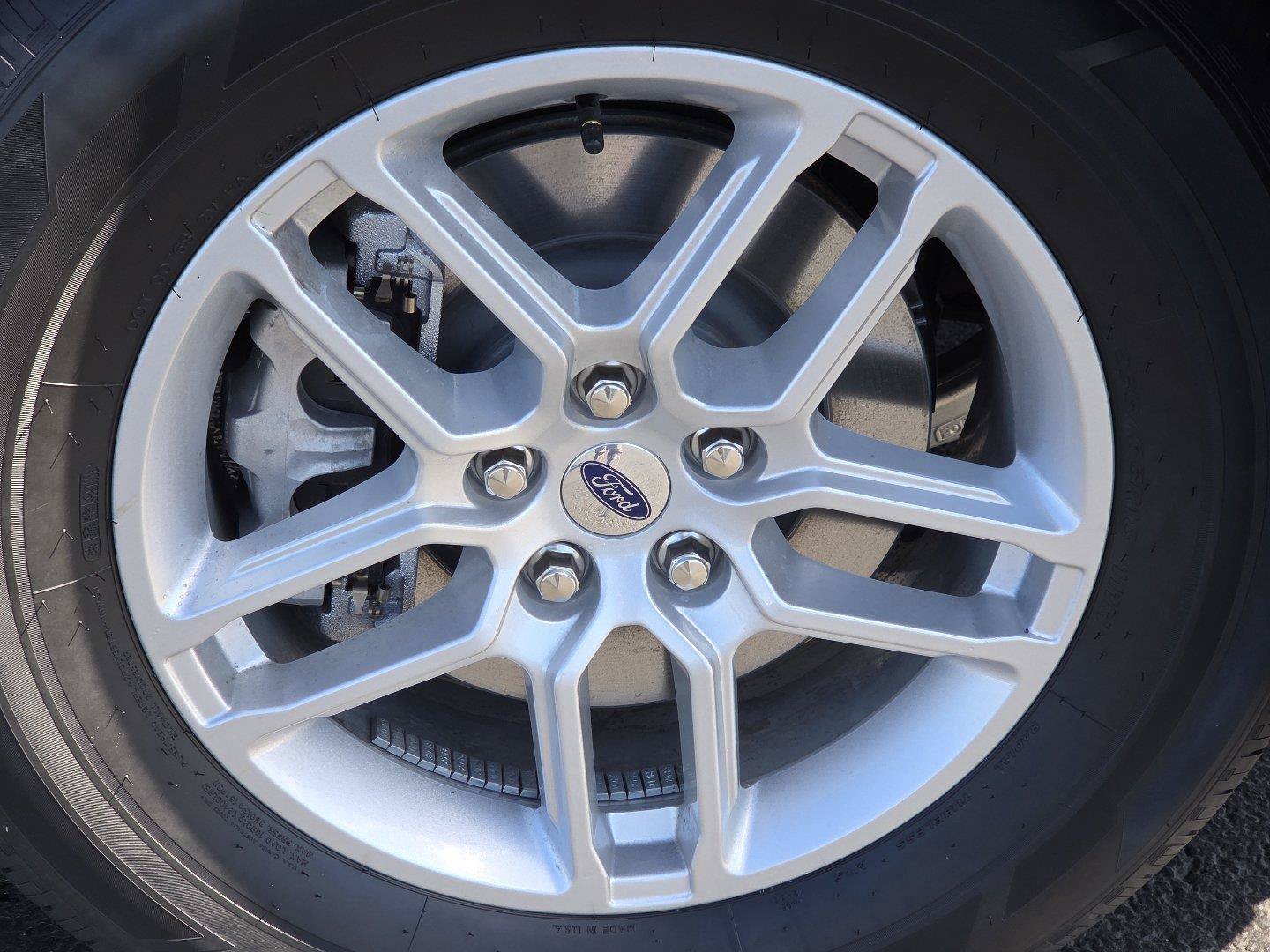 New 2027 Ford Explorer Active AWD/4WD image 8