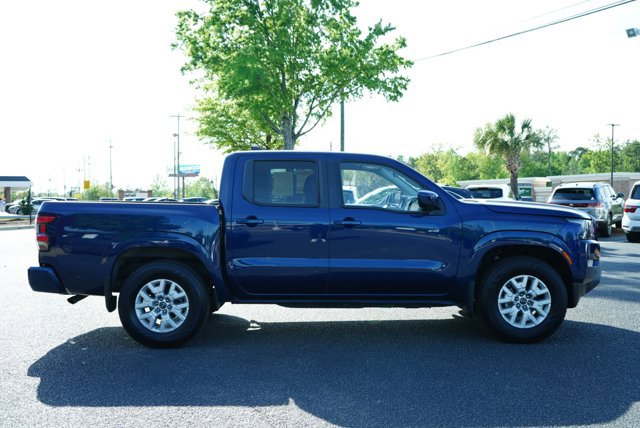 Used 2023 Nissan Frontier SV w/ SV Convenience Package AWD/4WD image 4