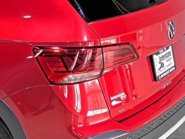 Used 2022 Volkswagen Taos SE image 10