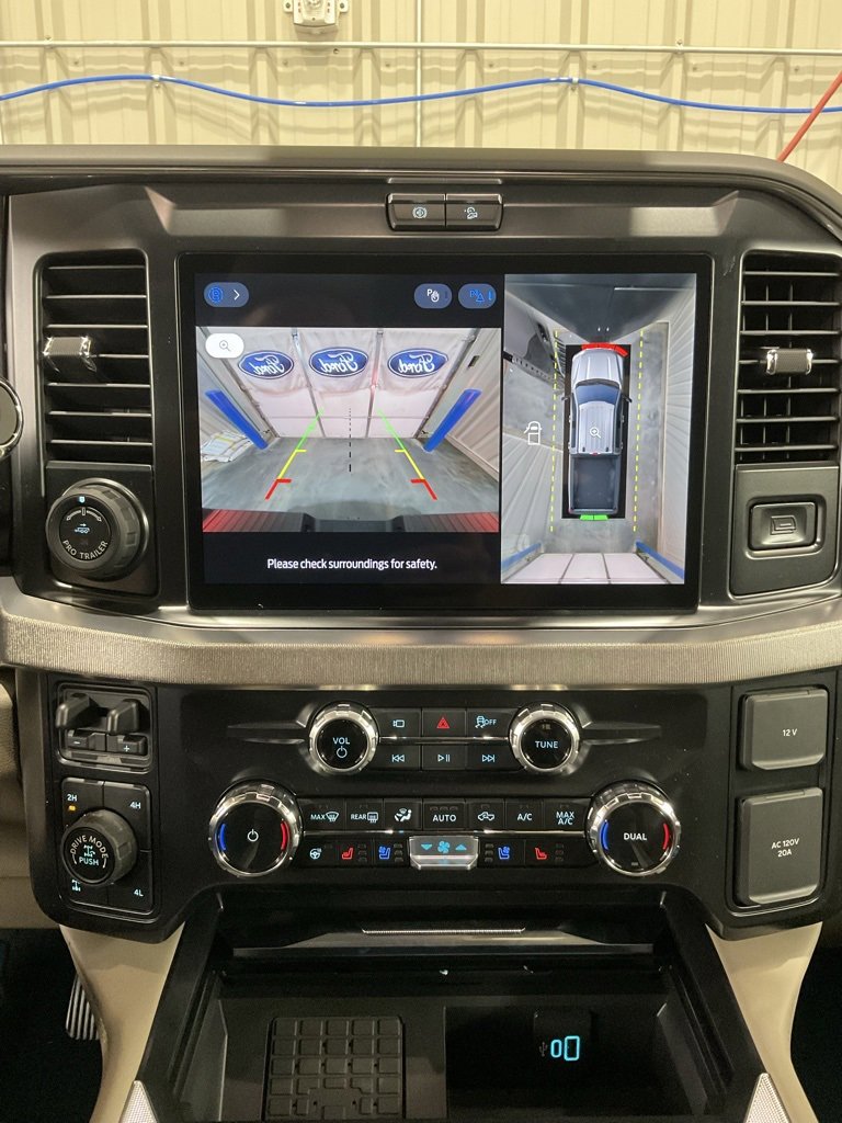 New 2026 Ford F250 Platinum image 18