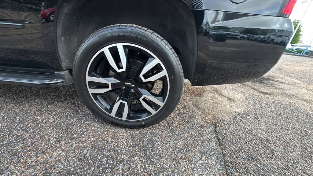 Used 2020 Chevrolet Tahoe Premier RWD image 18