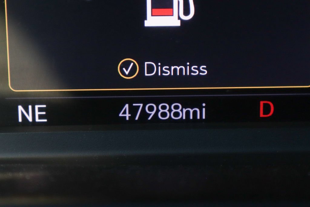 Used 2021 Chevrolet Silverado 1500 High Country w/ Technology Package AWD/4WD image 24