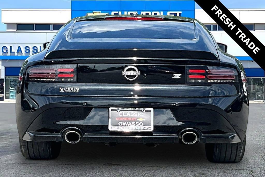 Used 2024 Nissan Z Performance w/ Floor Mat Package RWD image 6