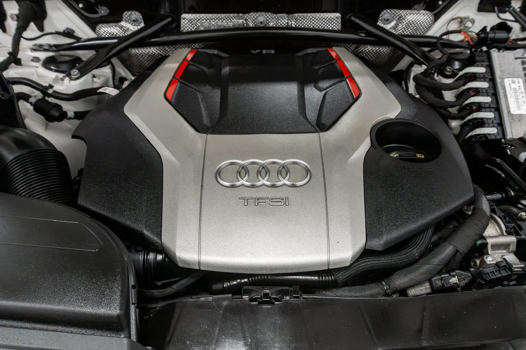 Used 2020 Audi SQ5 Premium Plus w/ Premium Plus Package AWD/4WD image 4