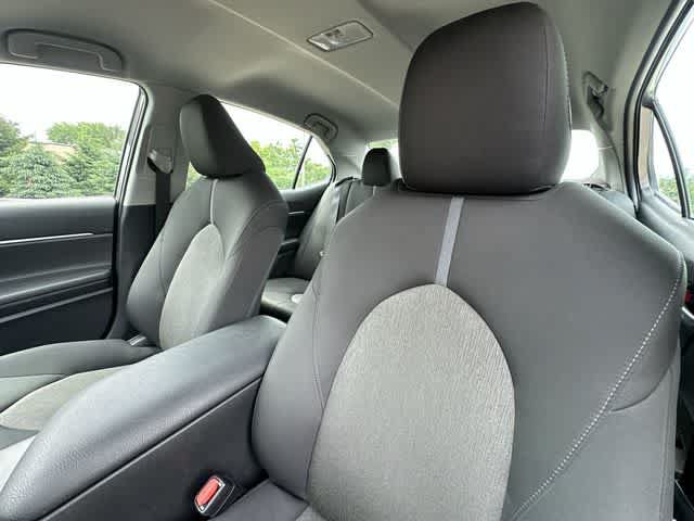 Used 2023 Toyota Camry LE FWD image 13