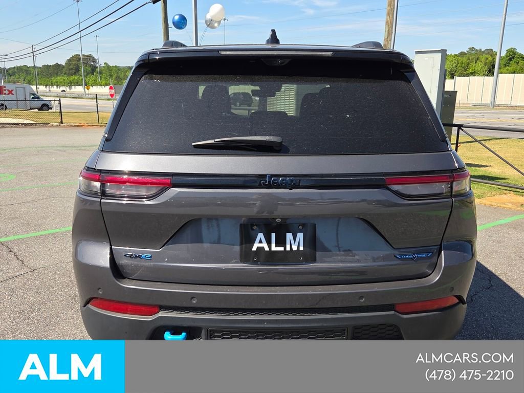 Used 2023 Jeep Grand Cherokee Trailhawk w/ Advanced Protech Group II AWD/4WD image 15