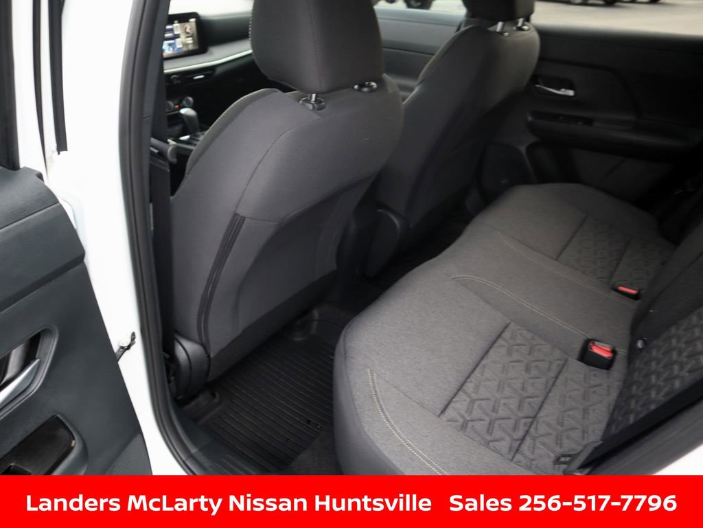 Used 2025 Nissan Kicks SV image 14