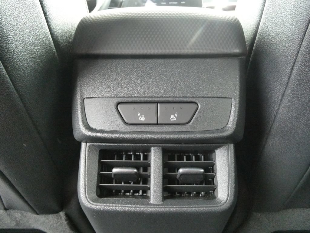 Certified 2026 Chevrolet Equinox RS w/ Convenience Package III FWD image 21
