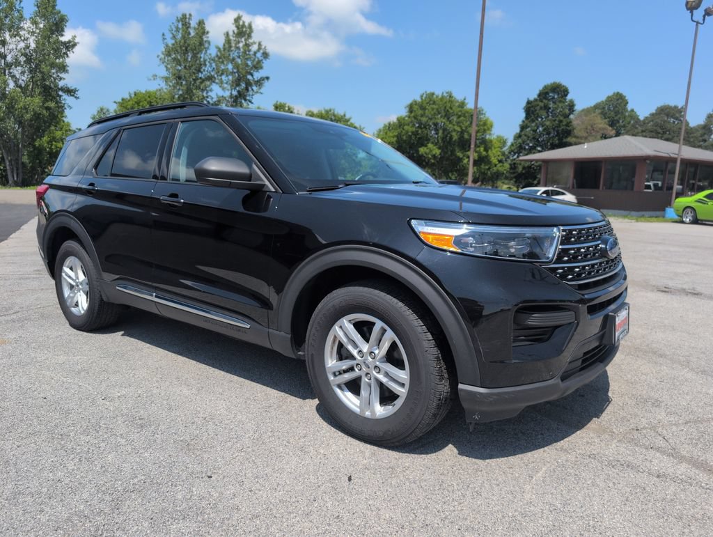 Used 2020 Ford Explorer XLT AWD/4WD image 1
