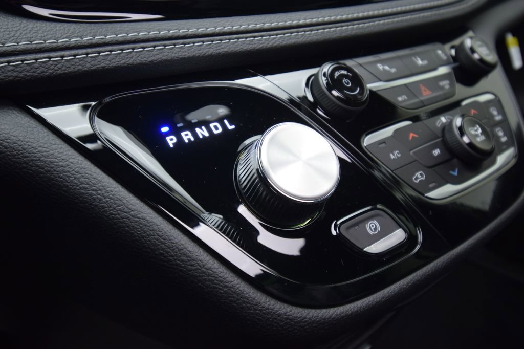New 2026 Chrysler Pacifica Select w/ S Appearance Package FWD image 22