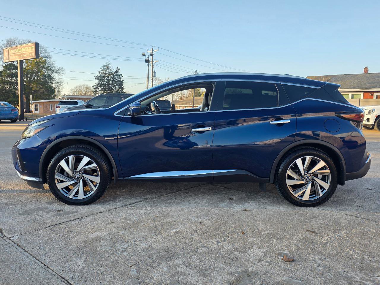 Used 2019 Nissan Murano SL image 9