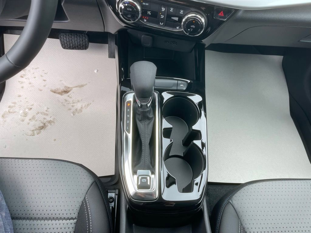New 2026 Chevrolet Trax LT w/ LT Convenience Package image 17