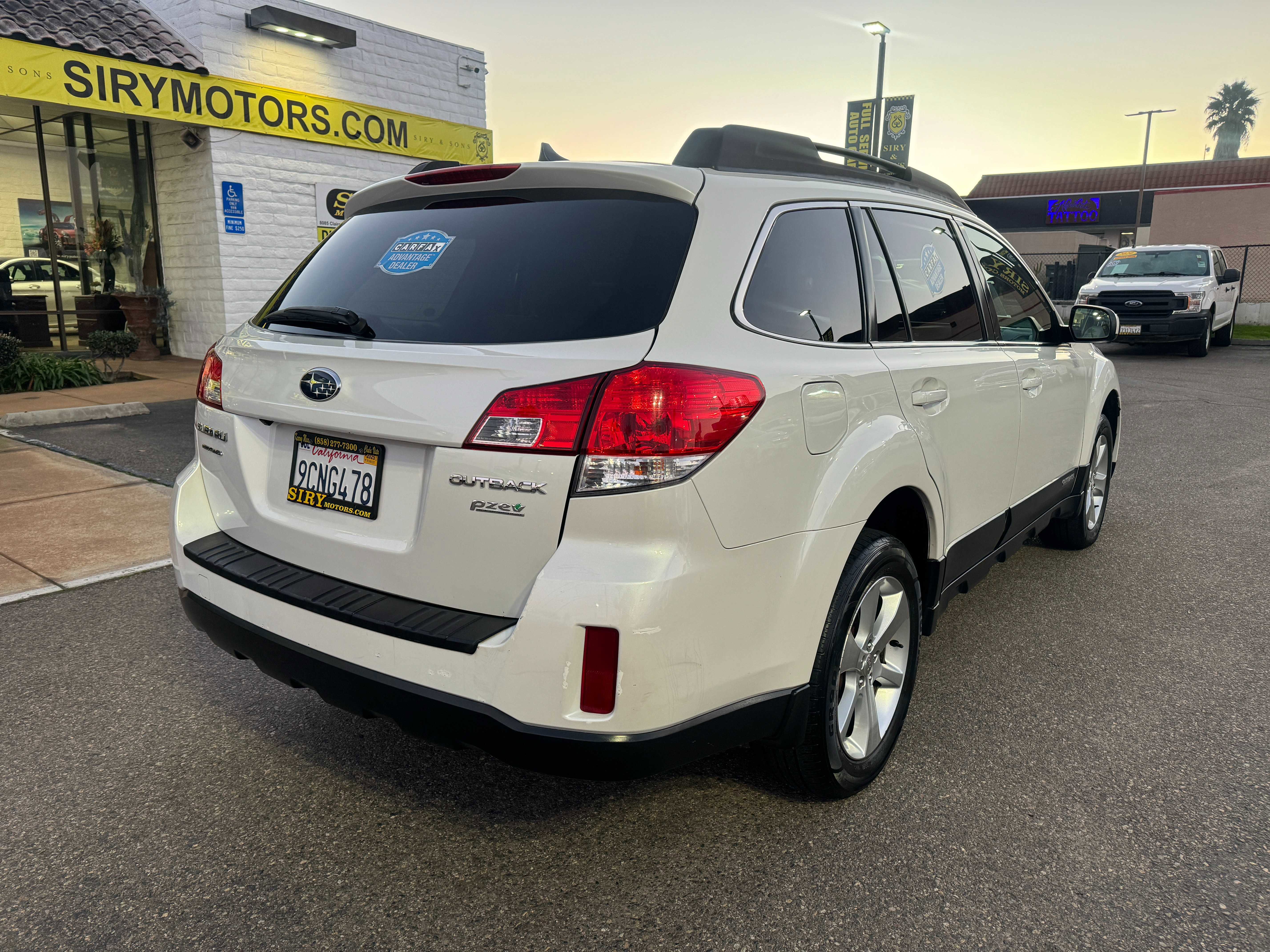Used 2014 Subaru Outback 2.5i Limited image 7